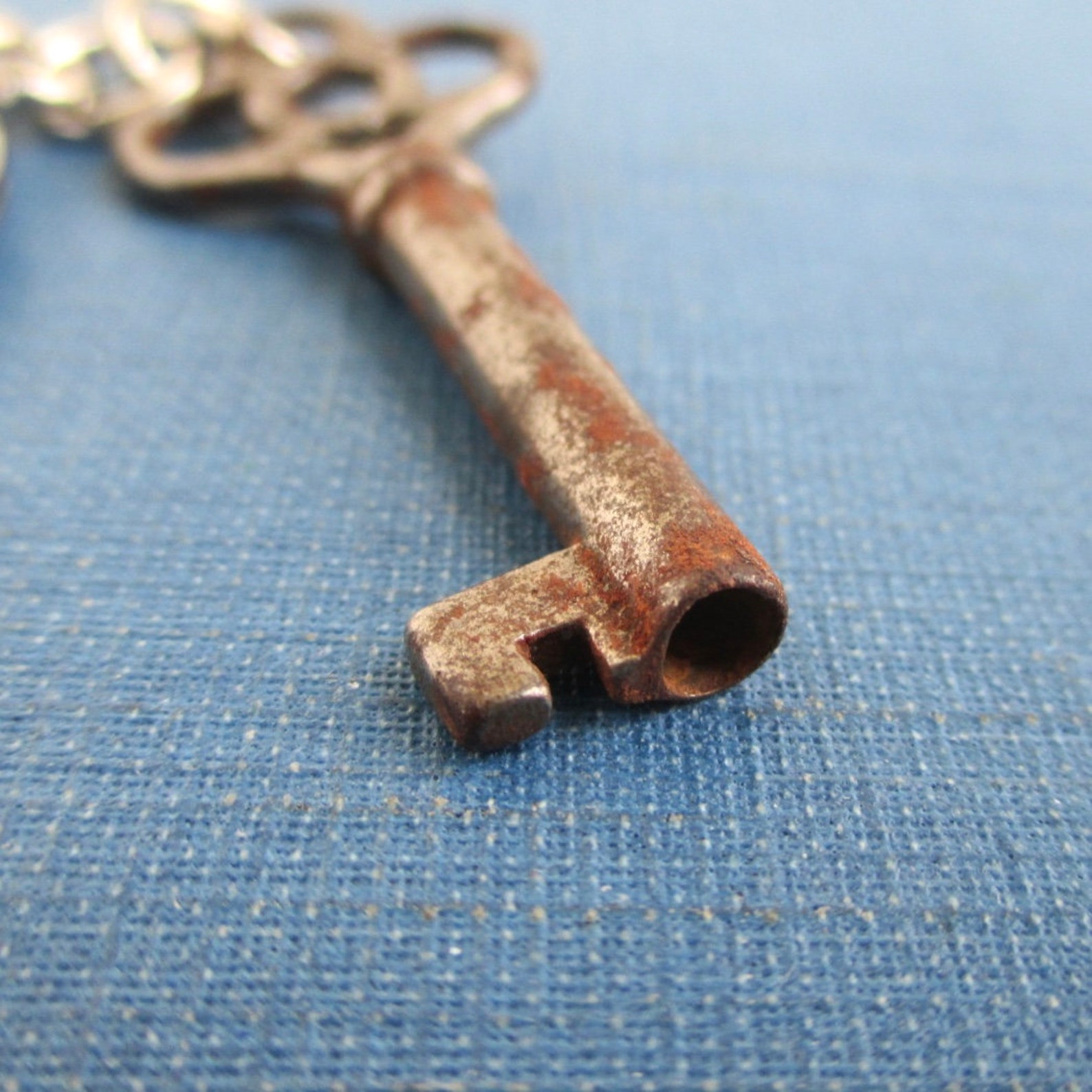 Skeleton Key Keychain Genuine Vintage Hollow Barrel Key W/ Etsy