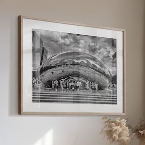 The Bean (Cloud Gate) in Chicago Millennium Park, Photo Art Print Canvas or Print
