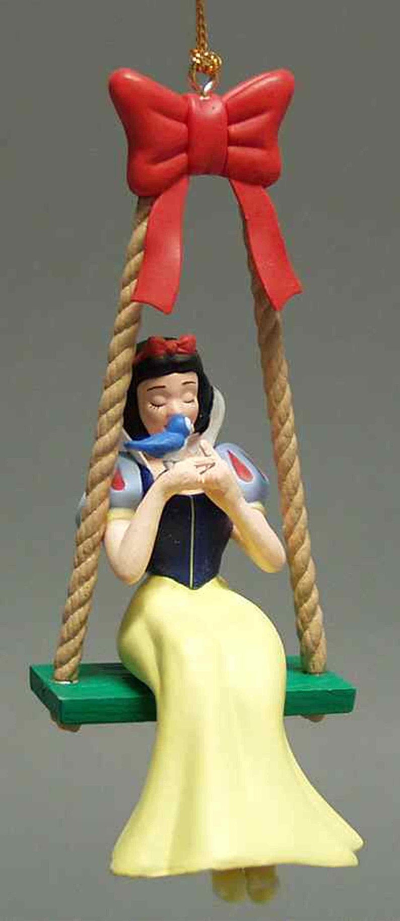 SNOW WHITE ORNAMENT Christmas Magic Disney Princess Grolier Retired