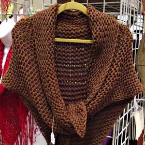 PDF Pattern Knit Shawl, Scottish Highlander Shawl Hand Knitting Pattern, Inspired by the popular Outlander TV series, Easy Shawl Pattern