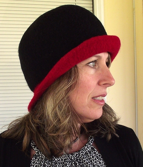 Hand Knit Wool Felted Hat City Chic Black Red Cloche Elegant  display picture 2