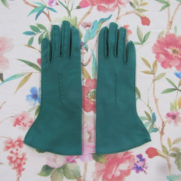 Gants en nylon vert émeraude vintage---Longueur du bracelet 10 »----Taille 6-----Enchères de gants #3306---1223