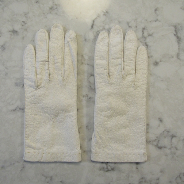 Vintage 1960's New Unused Kay Fuchs White Leather Gloves---8" Wrist / Bracelet Length---Size 7--Glove Auction #2119-0223