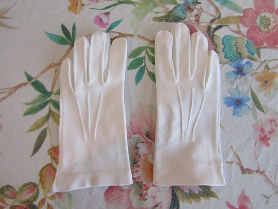 Vintage New NOS Dead Stock Unworn Simple White Co… - image 1