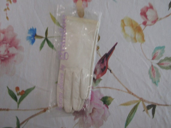 Vintage New Unworn NOS Dead Stock White Kid Leath… - image 7