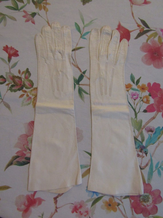 Vintage White French Kid Leather Gloves--15" Brac… - image 1