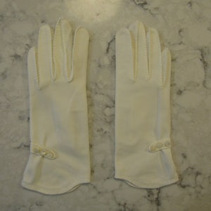 Vintage White Nylon Evening Gloves with Pearl Buttoned Tabs & Curved Cuffs-----9" Bracelet Length-----Size 6 1/2---Auction #1995--1222