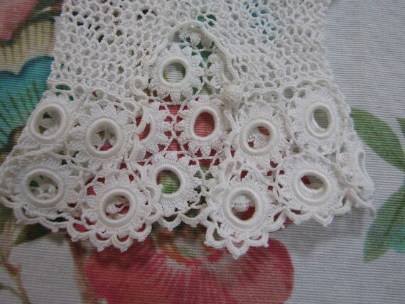 Vintage New Unused White Cotton Hand Crocheted 8.… - image 3