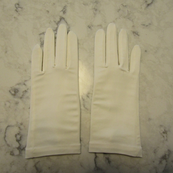 Vintage Kay Fuchs White Stretch Nylon Evening Gloves with Buttons-----7.5" Wrist Length-----Size Medium/6--6 1/2--7--Auction #2395--0223