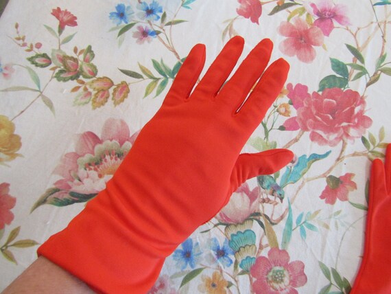 Vintage Bright Vibrant Orange Nylon Gloves----10.… - image 4