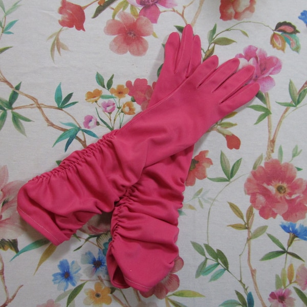 Vintage Hot Pink Ruched Scrunchy Nylon Gloves-----14"----Size 6 to 6 1/2   Glove Auction #169----0221