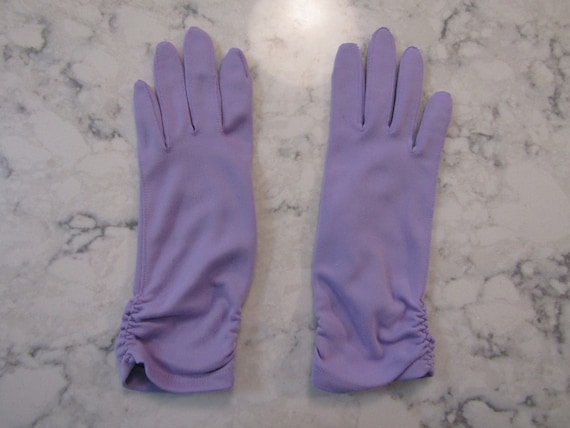 Vintage New & Unused Deep Purple Nylon Puckered Ruched Scrunchy Gloves-----14  Elbow Length--Size 7----Glove Auction #598--0621
