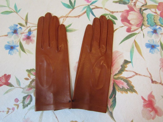 New NOS Dead Stock Cognac Color Kid Leather Glove… - image 1