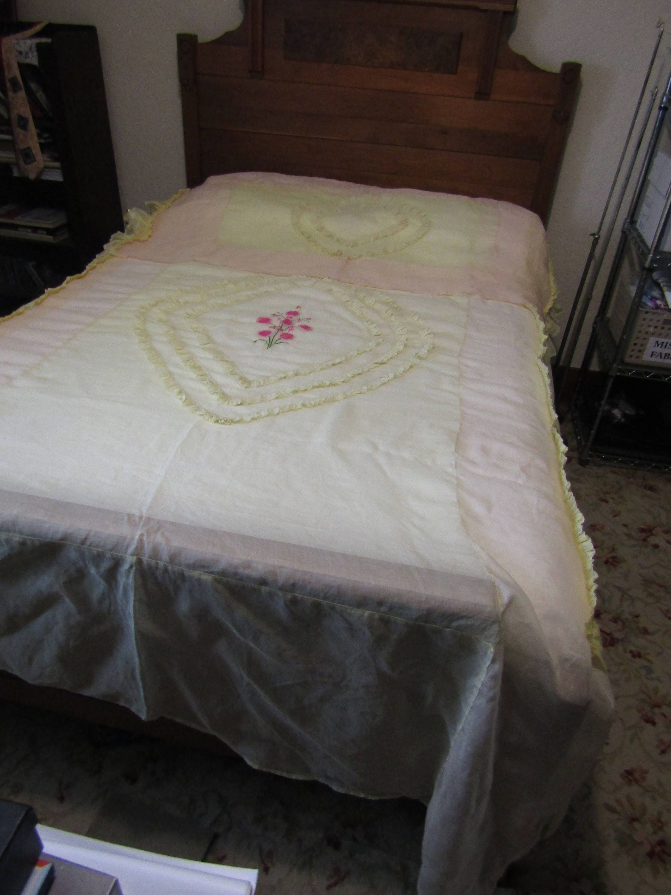 Vintage Antique 1930 S 1940 S Sheer Pink Yellow Lawn Fabric Bed Cover Spread And Pillow Cover W French Knot And Lace Ruffles 0318 0003