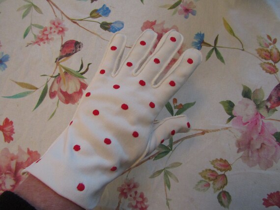 Vintage White Cotton Red Polka Dots Dotted Gloves… - image 5