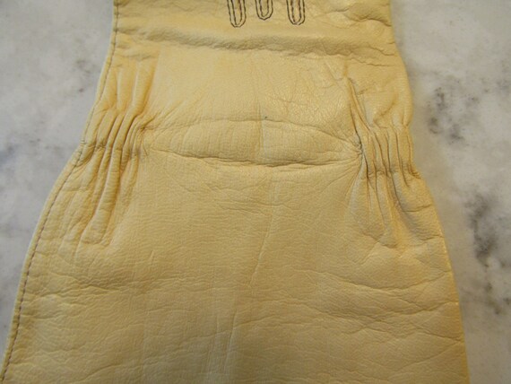 Vintage Antique New NOS Dead Stock Pale Yellow Ki… - image 3