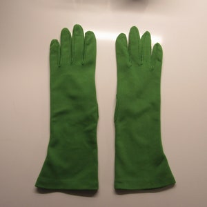 Vintage Pea Green Nylon Gloves---11" Bracelet Length----Size 7 --Glove Auction #2921--0523