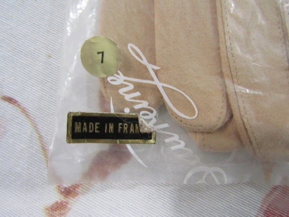 Vintage New NOS Dead Stock Fawn Beige French Kid … - image 4