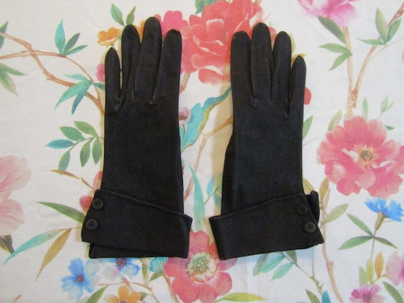 Vintage NOS New Dead Stock CHRISTIAN DIOR Braune Franzsische  Wildlederhandschuhe mit Knpfen - 9 "Armbandlnge - Handschuh Auktion #  2187--0223 - Etsy.de