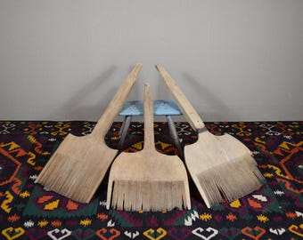 Peine de lana de madera antiguo - Herramienta textil primitiva - Preparación de fibra de rueca