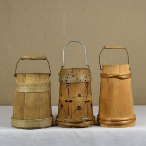 Vintage Holzeimer - Rustikaler Bauernhauseimer - Antiker Holzpflanzer - Holz Aufbewahrungsschüssel - Alter Holzfasstopf - Primitive Landhausdekoration