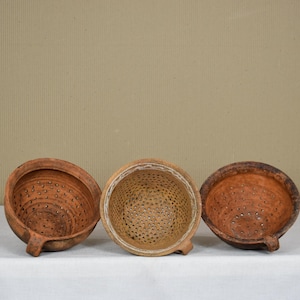 Vintage Clay Colander - Rustic Ceramic Strainer Bowl - Farmhouse Kitchen Colander - Stoneware Berry Strainer - Antique Clay Kitchen Decor
