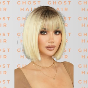 Ombre Blonde 12&quot; Bob Wig with Bangs – Short Straight Wig with Dark Roots for Women – Fluffy Heat-Resistant Synthetic Hair for Daily or Party