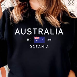 Australia Sweatshirt, Australia Unisex Heavy Blend Sweater, Vintage Australia Flag Pullover, Gifts for Aussies, Oceania Pride Sweatshirt