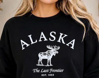 Alaska Sweatshirt, The Last Frontier Sweater, Vintage Mountain & Moose Top, Wildlife Adventure Travel Souvenir, Gift For Her