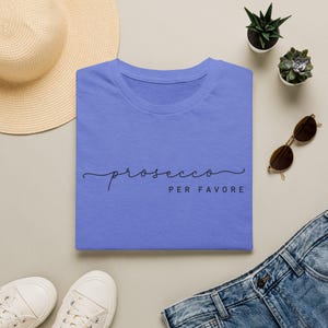 Prosecco Per Favore shirt, T-shirt voor wijnliefhebbers, outfit voor een vrijgezellenfeest, kleding met champagnehumor, leuk shirt met drankthema, Parijs shirt afbeelding 13