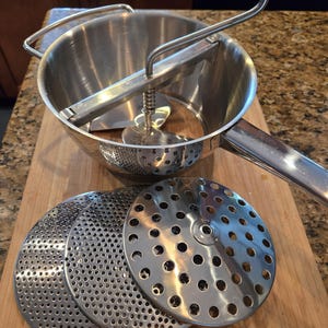 Gourmet Food Mill/ Stainless Steel Food Grinder