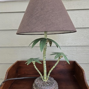 Vintage Palm Tree Table Lamp