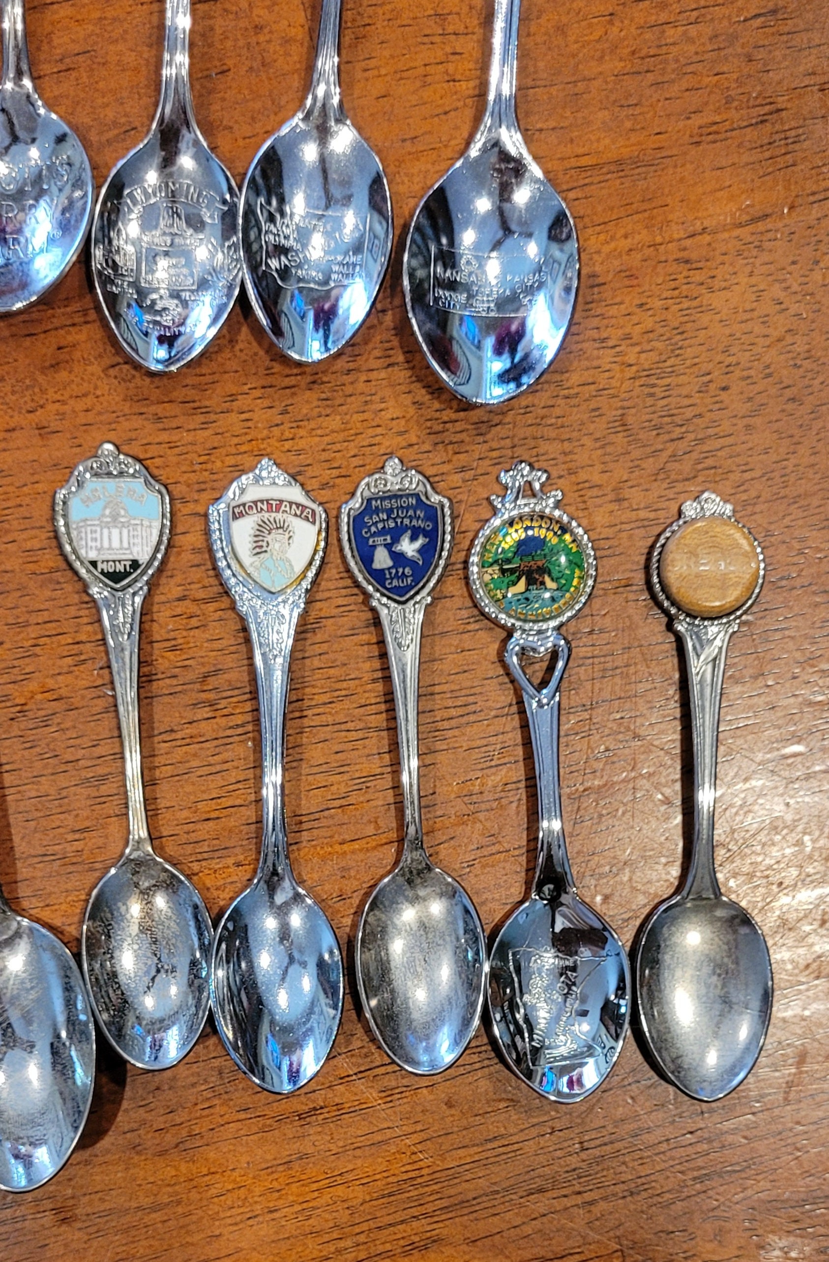 Souvenir Spoons/ Travel Collectable Spoons - Etsy