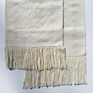 Bordlöpare i bomull från Oaxaca | Ryggvävstol | Naturbeige vårdekoration | Boho-stil bild 2