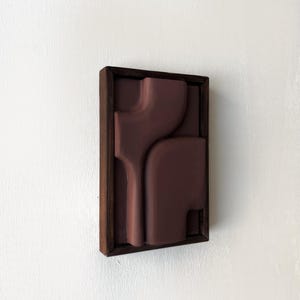 Minimalist Clay 3D Wall Art: Abstract Relief Sculpture in Wood Frame