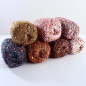 Colorful Alpaca Thick Yarn - Soft Alpaca, Warm Knitting Yarn, Perfect for Crochet, Scarf Yarn, DIY Craft Projects, Multiple Shades Available