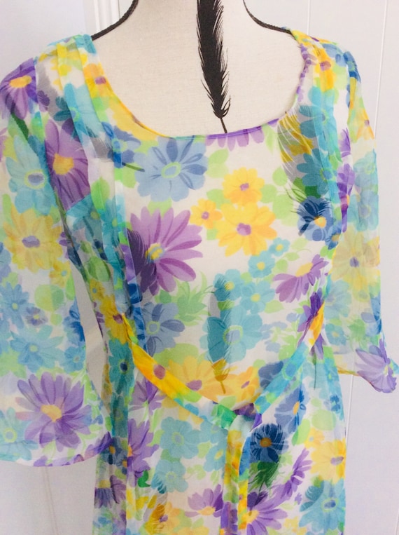 Vintage Mod 60’s sheer Summer Dress Daisy Print Re