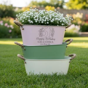 Personalised Metal Planter with Rope Handles – Birthday Engraved Plant Pot – Gift for Her
