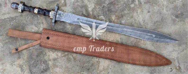 Espada vikinga de doble filo de acero de Damasco forjado a mano de 81 cm de largo con funda de cuero. imagen 2