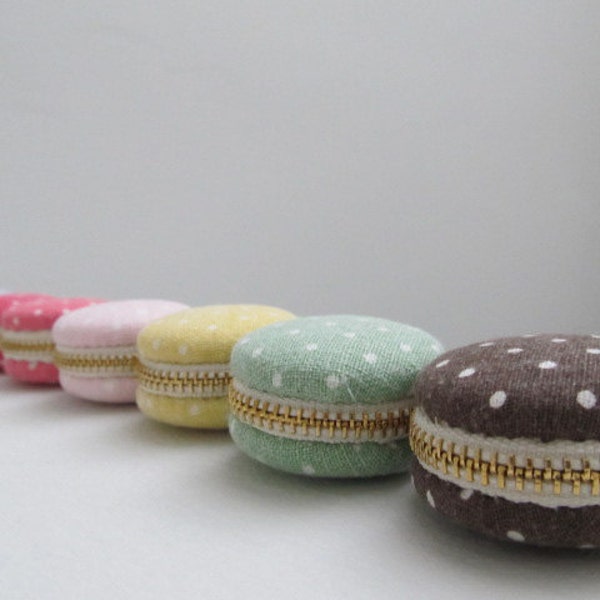 Custom listing For Lisa -- Pre-order   3.8cm Macaroon Linen Trinket Box, Jewellery Box, Keepsake Boxes, Handphone Charm, Bag Charm