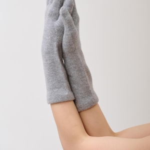 Gray Cashmere Gloves, Long Warm Winter Gloves, 100% Pure Cashmere, Soft Knit, Dense Texture, Gift for Her, Cold Weather Accessories