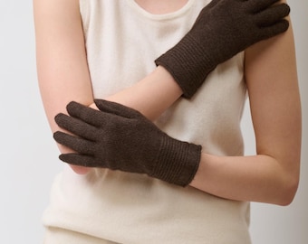Dark Brown Yak Wool Gloves, 100% Organic Mongolian Yak Down, Hand-Combed, OEKO-TEX Certified, Unisex Winter Warm Gloves