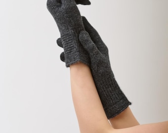 Pure Yak Wool Gloves, 100% Undyed Mongolian Yak Down, Charcoal Grey, Certified, Hand-Combed
