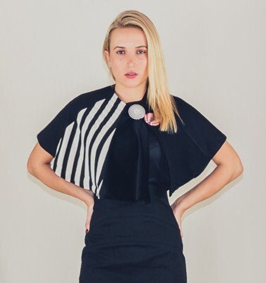 mini-cape-handmade-with-various-and-vintage-fabrics-in-black-and-white