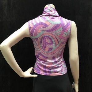 Vintage Y2K stretch sleeveless top with cowl neck and pastel geometric print image 4