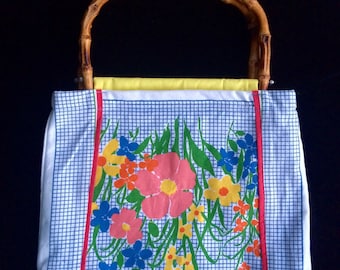 Bamboo-handle bag handmade from vintage fabric with floral and geometric print