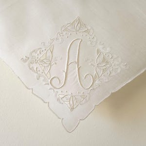 Fazzoletto vintage Madeira ricamato con monogramma A, avorio, misto cotone e lino, per matrimonio