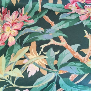 Vintage  Chintz Fabric BOLD FLORAL by Texoprint  56 X 64 1980s