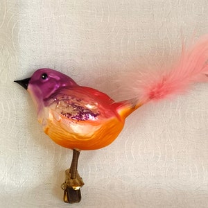 Vintage Figural Bird Glass Christmas Ornament SPARROW Clip On Ornament with Pink Tail Feathers image 2