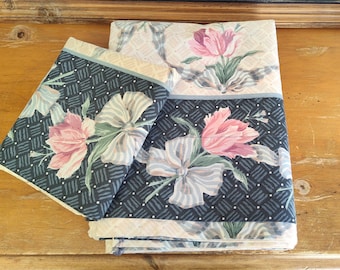 Vintage TWIN Flat Sheet and Pillowcase TULIPS and BOWS 1980's  by Gloria Vanderbilt Tastemaker